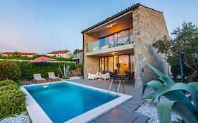Vacation Home Valsi